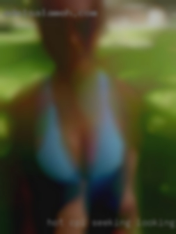Hot cpl seeking looking a gentleman or cpls from Goose Creek SC.