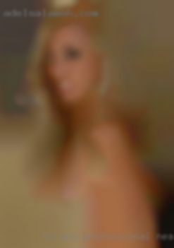 We are professional near Rocklin, discreet women and like clean.